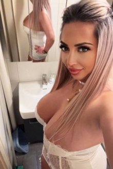 Roxy - Escort girl Bern