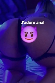 Stefania Femme mature