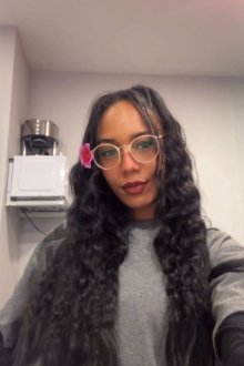 Laura TEEN
