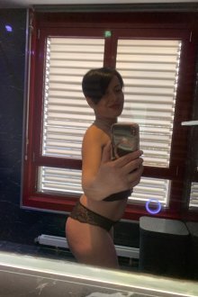 Sara MILF