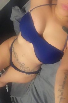 Camilla Sexy