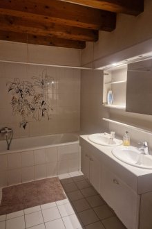 Villa Dorra cherche hotesses
