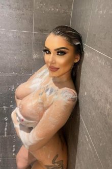 Carla - Escort Genève