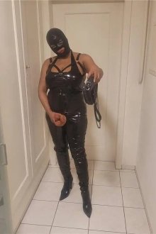 Maitresse Athena - Escort Biel/Bienne