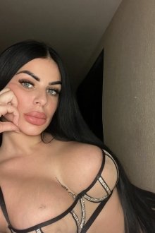 Mia