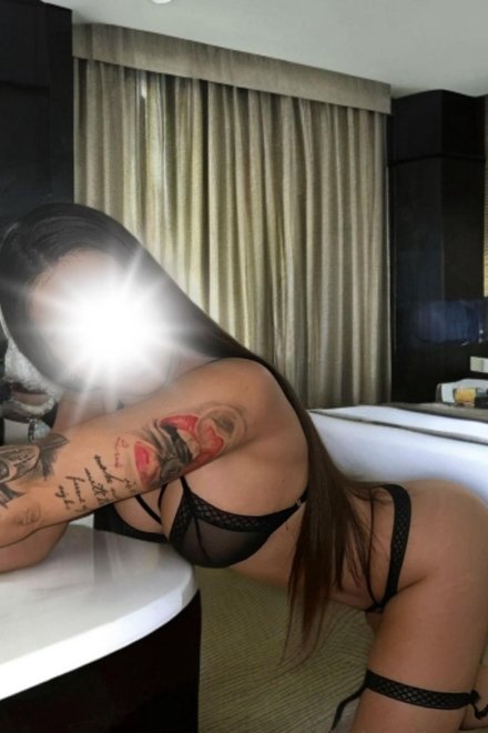 Daniela - Escort Wallis