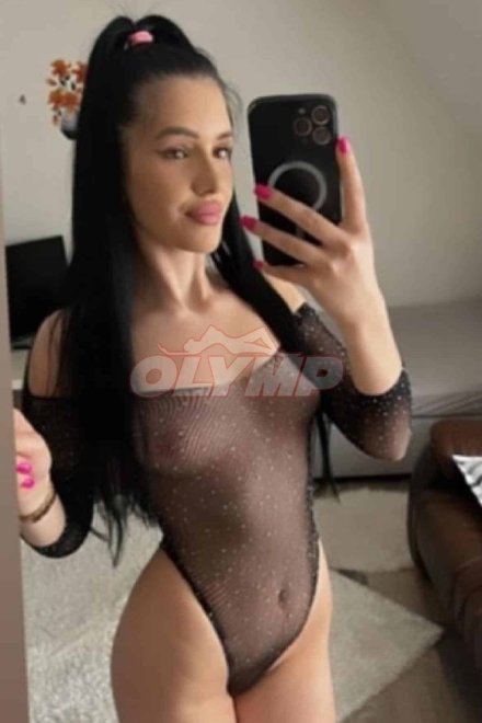 Antonia - Escort girl Oberbuchsiten