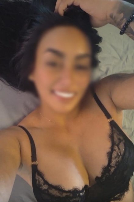 Laura - Escort girl Genève