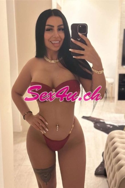 Reyna Sensuelle - Escort girl Payerne