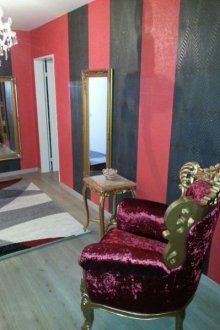 Salon Geneva Girls IV