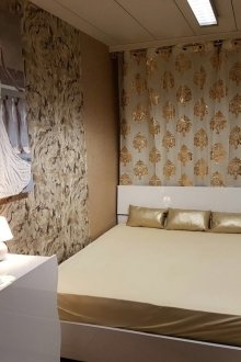 Salon Geneva Girls VI