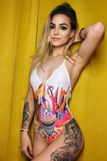 NIKOLE TEEN Moutier