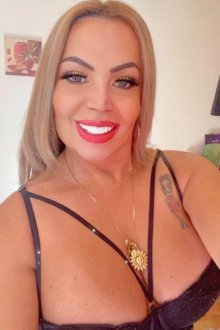 TS Victoria jolie